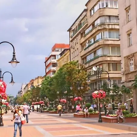 Center 3 Апартамент София